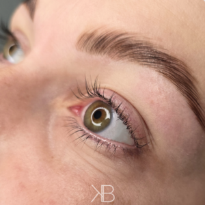 Laminace obočí a lash lifting